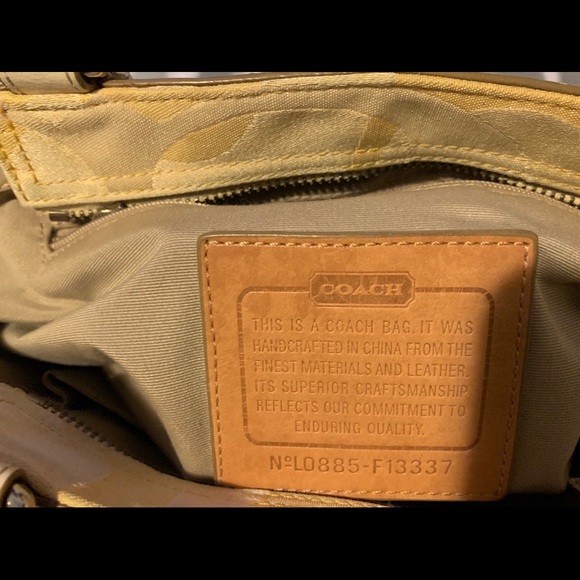 COACH Hand Bag - Picture 3 of 3